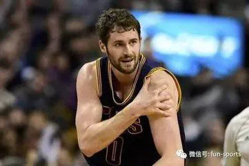 如何使用智能耳机提高篮球训练效果_0